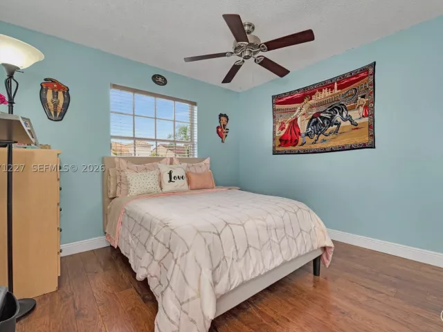 3-bedroom home for sale in Miami - 12916 SW 150th Ter - MondialRealty