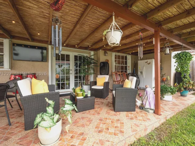 3-bedroom home for sale in Miami - 12916 SW 150th Ter - MondialRealty