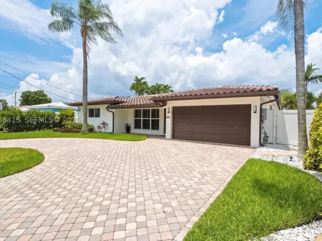 3-bedroom home for sale in Pompano Beach - 491 SE 10th Ave - MondialRealty