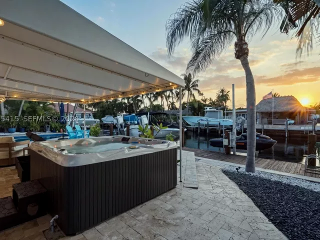 3-bedroom home for sale in Pompano Beach - 491 SE 10th Ave - MondialRealty