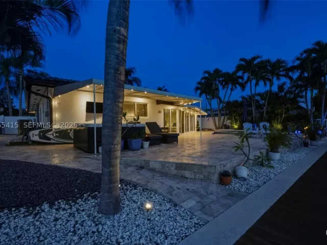 3-bedroom home for sale in Pompano Beach - 491 SE 10th Ave - MondialRealty