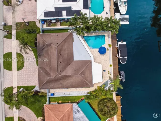 3-bedroom home for sale in Pompano Beach - 491 SE 10th Ave - MondialRealty