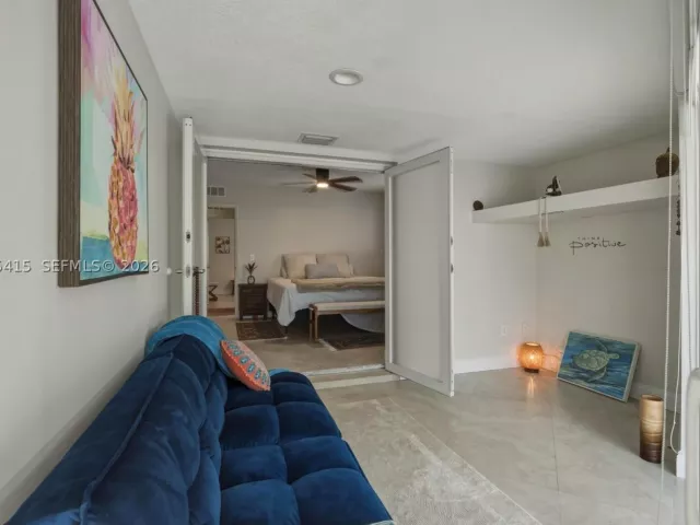 3-bedroom home for sale in Pompano Beach - 491 SE 10th Ave - MondialRealty