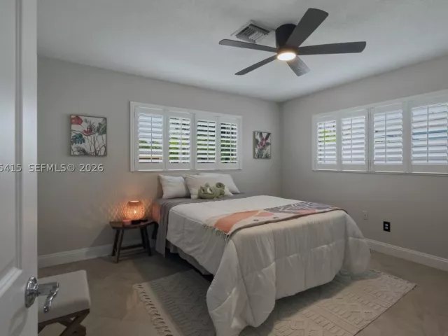 3-bedroom home for sale in Pompano Beach - 491 SE 10th Ave - MondialRealty
