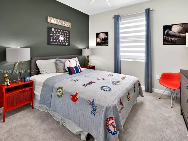 5-bedroom home for sale in Miami - 33764 SW 195 AVE - MondialRealty