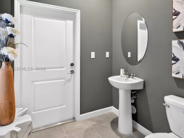 5-bedroom home for sale in Miami - 33764 SW 195 AVE - MondialRealty