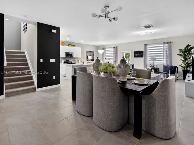 5-bedroom home for sale in Miami - 33764 SW 195 AVE - MondialRealty