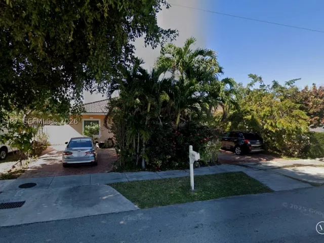 4-bedroom home for sale in Miami - 1220 SW 139th Ave - MondialRealty