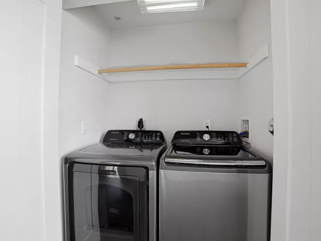 3-bedroom home for sale in Fort Lauderdale - 807 NW 1ST Avenue - MondialRealty