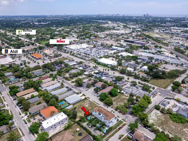 3-bedroom home for sale in Fort Lauderdale - 807 NW 1ST Avenue - MondialRealty