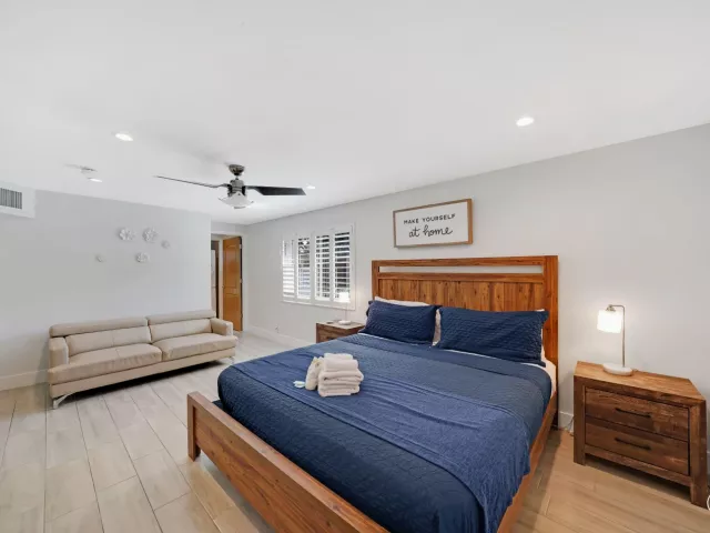 3-bedroom home for rent in Wilton Manors - 401 NW 21ST Court - MondialRealty