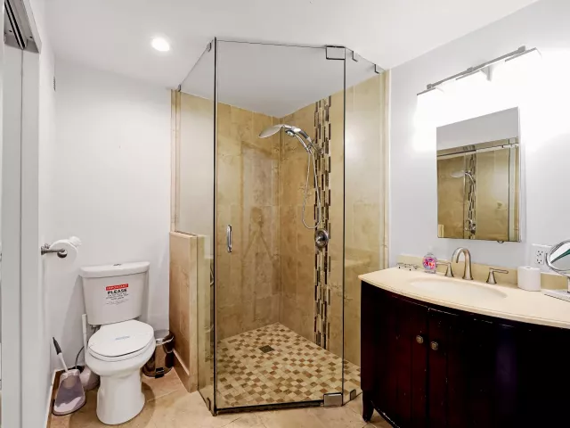 3-bedroom home for rent in Wilton Manors - 401 NW 21ST Court - MondialRealty