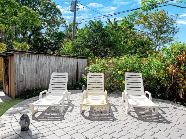 3-bedroom home for rent in Wilton Manors - 401 NW 21ST Court - MondialRealty