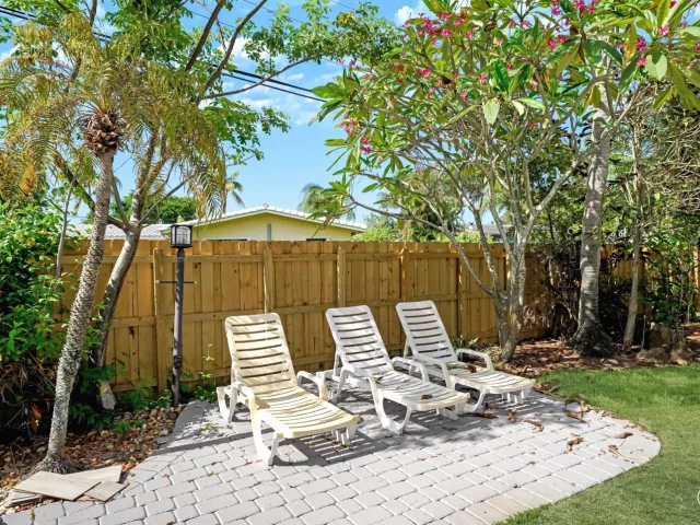 3-bedroom home for rent in Wilton Manors - 401 NW 21ST Court - MondialRealty