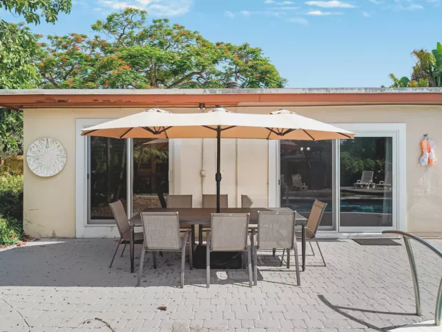 3-bedroom home for rent in Wilton Manors - 401 NW 21ST Court - MondialRealty