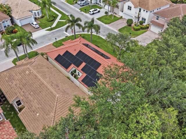 3-bedroom home for rent in Boca Raton - 8552 VIA GIARDINO - MondialRealty