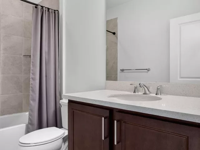 3-bedroom home for sale in Deerfield Beach - 543 Parsons Way - MondialRealty