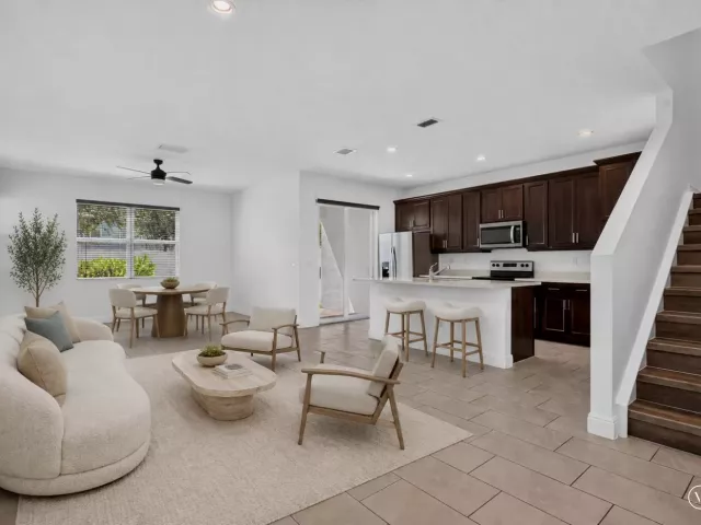 3-bedroom home for sale in Deerfield Beach - 543 Parsons Way - MondialRealty