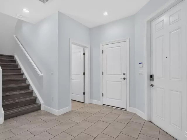 3-bedroom home for sale in Deerfield Beach - 543 Parsons Way - MondialRealty