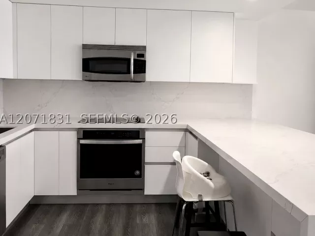 4-bedroom home for rent in North Miami Beach - 3600 NE 167th St 19 - MondialRealty