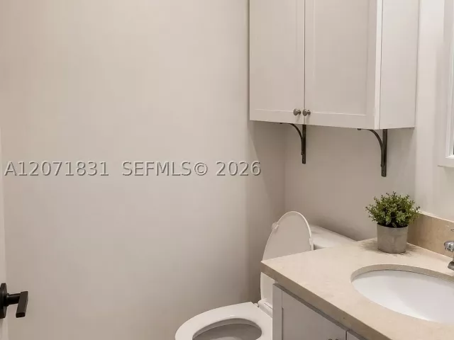 4-bedroom home for rent in North Miami Beach - 3600 NE 167th St 19 - MondialRealty