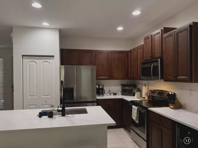 3-bedroom home for rent in Pompano Beach - 1091 NW 33RD Street - MondialRealty