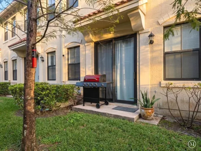 3-bedroom home for rent in Pompano Beach - 1091 NW 33RD Street - MondialRealty