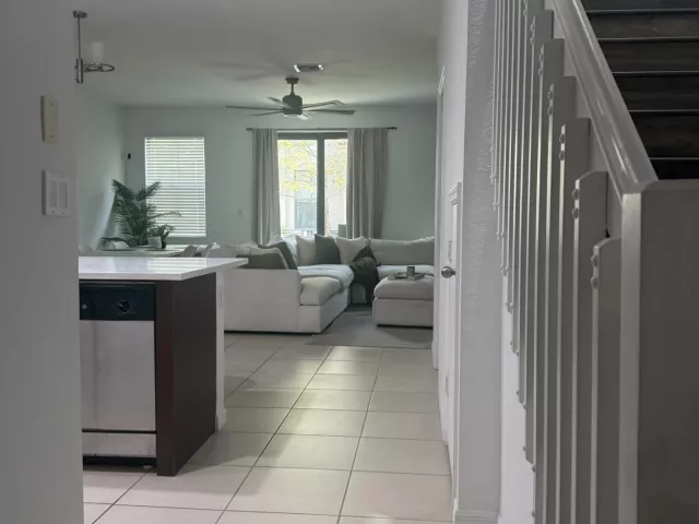 3-bedroom home for rent in Pompano Beach - 1091 NW 33RD Street - MondialRealty
