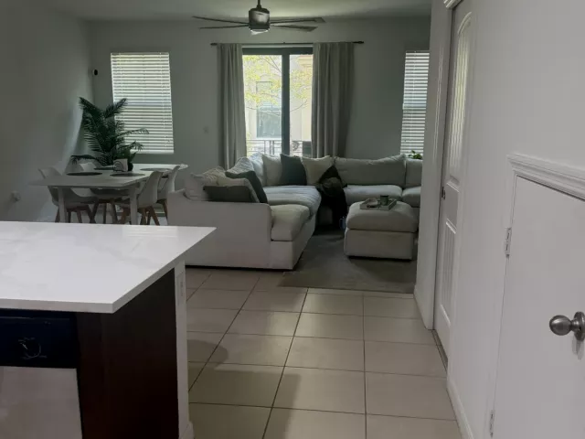 3-bedroom home for rent in Pompano Beach - 1091 NW 33RD Street - MondialRealty