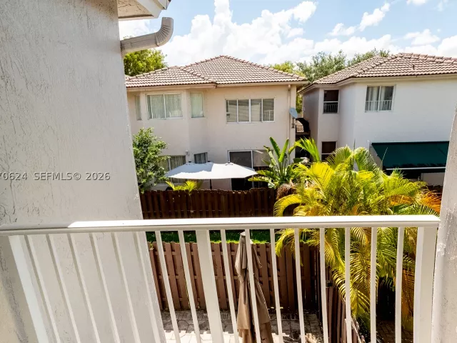 4-bedroom home for rent in Doral - 7333 NW 113th Ct 7333 - MondialRealty