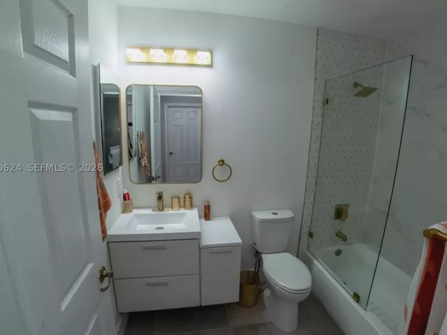 4-bedroom home for rent in Doral - 7333 NW 113th Ct 7333 - MondialRealty