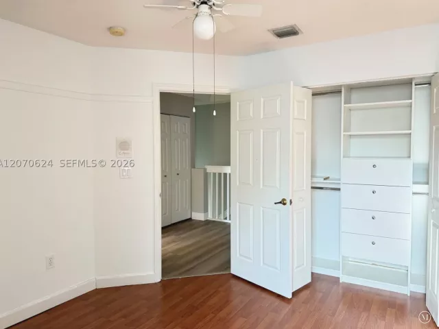 4-bedroom home for rent in Doral - 7333 NW 113th Ct 7333 - MondialRealty