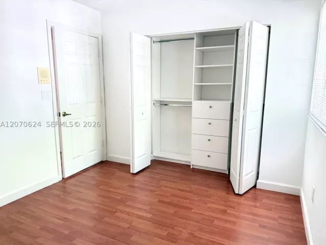 4-bedroom home for rent in Doral - 7333 NW 113th Ct 7333 - MondialRealty