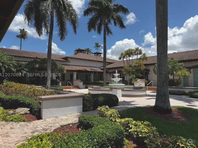 4-bedroom home for rent in Doral - 7333 NW 113th Ct 7333 - MondialRealty