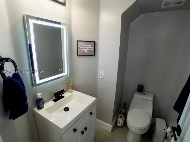 4-bedroom home for rent in Doral - 7333 NW 113th Ct 7333 - MondialRealty
