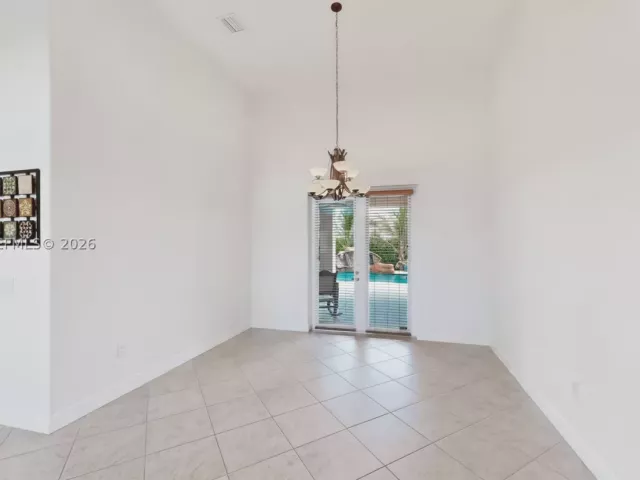 4-bedroom home for sale in Homestead - 16900 SW 296th St - MondialRealty