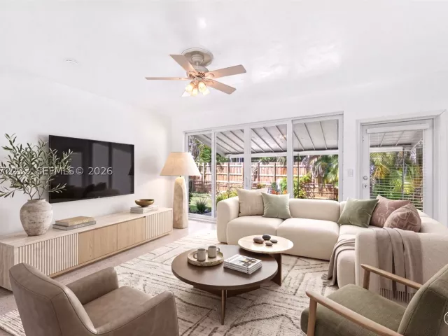 3-bedroom home for rent in North Miami - 12140 NE Miami Ct - MondialRealty