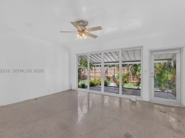 3-bedroom home for rent in North Miami - 12140 NE Miami Ct - MondialRealty
