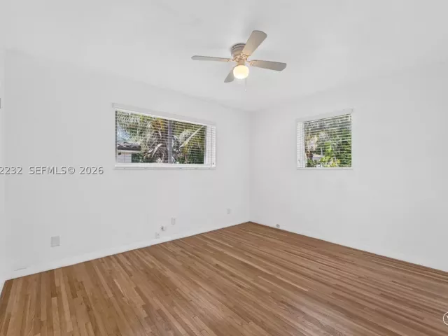 3-bedroom home for rent in North Miami - 12140 NE Miami Ct - MondialRealty
