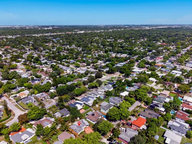 3-bedroom home for rent in North Miami - 12140 NE Miami Ct - MondialRealty