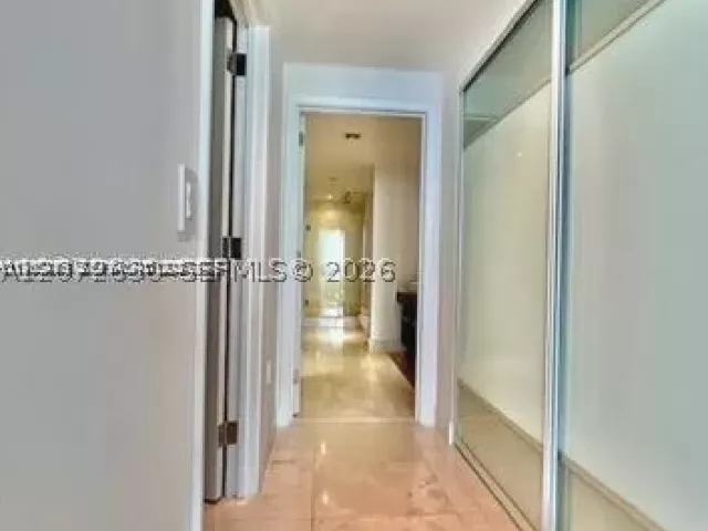 1-bedroom condo for rent in Sunny Isles Beach - 17121 Collins Ave 1007 - MondialRealty