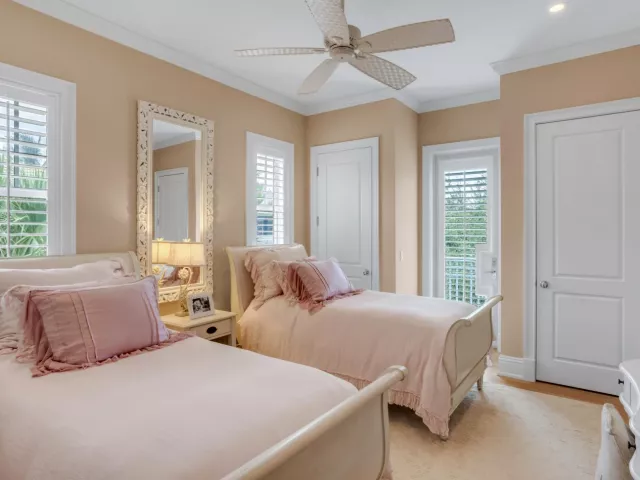 4-bedroom home for sale in Delray Beach - 110 SEA Lane - MondialRealty