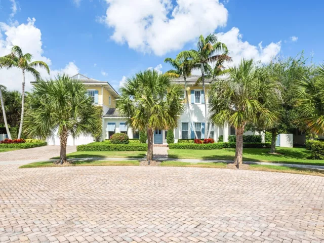 4-bedroom home for sale in Delray Beach - 110 SEA Lane - MondialRealty