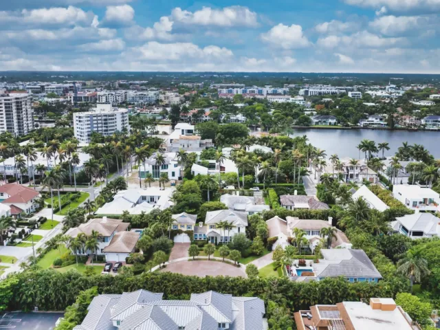 4-bedroom home for sale in Delray Beach - 110 SEA Lane - MondialRealty