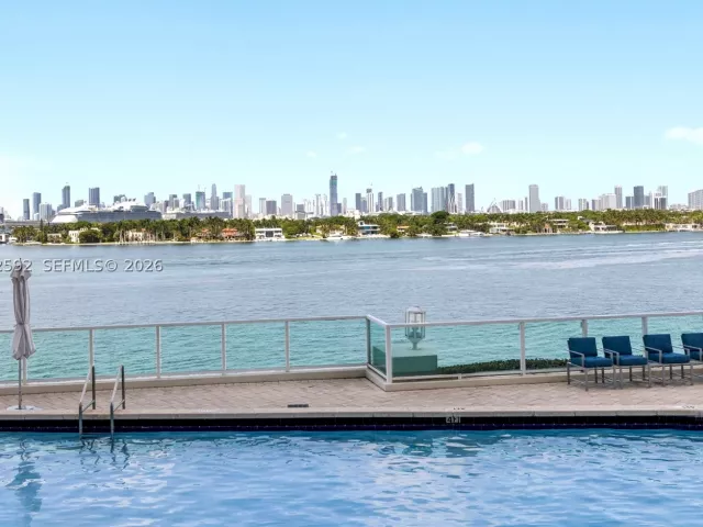 2-bedroom condo for sale in Miami Beach - 650 West Ave 709 - MondialRealty