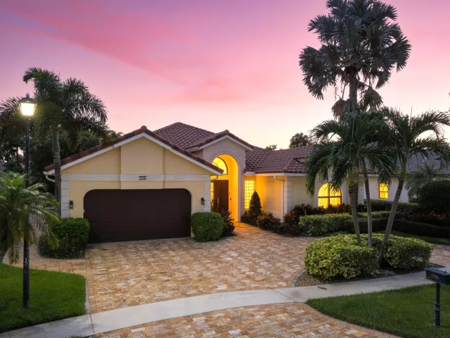 3-bedroom home for sale in Boca Raton - 7795 LA CORNICHE Circle - MondialRealty
