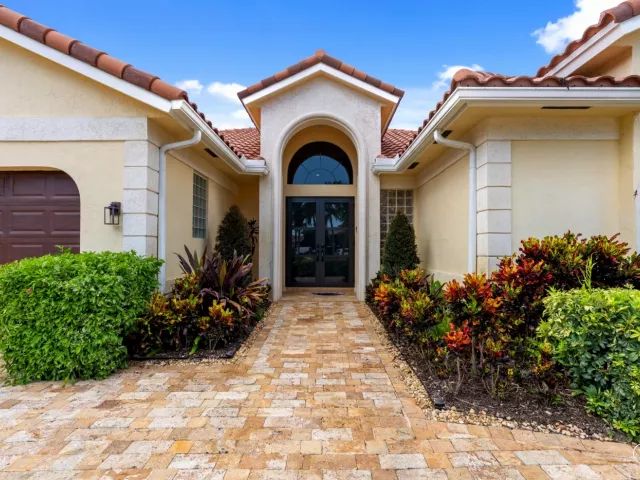 3-bedroom home for sale in Boca Raton - 7795 LA CORNICHE Circle - MondialRealty