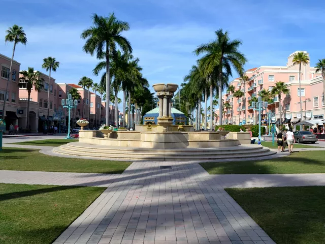 3-bedroom home for sale in Boca Raton - 7795 LA CORNICHE Circle - MondialRealty