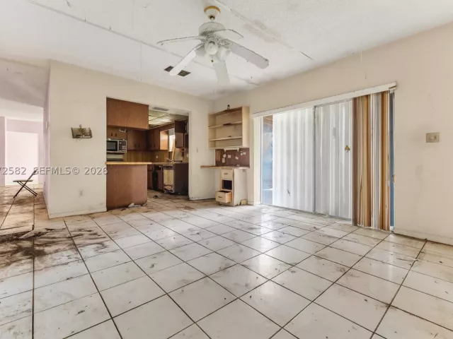 3-bedroom home for sale in Miami - 22775 SW 182nd Ave - MondialRealty