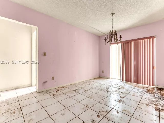 3-bedroom home for sale in Miami - 22775 SW 182nd Ave - MondialRealty